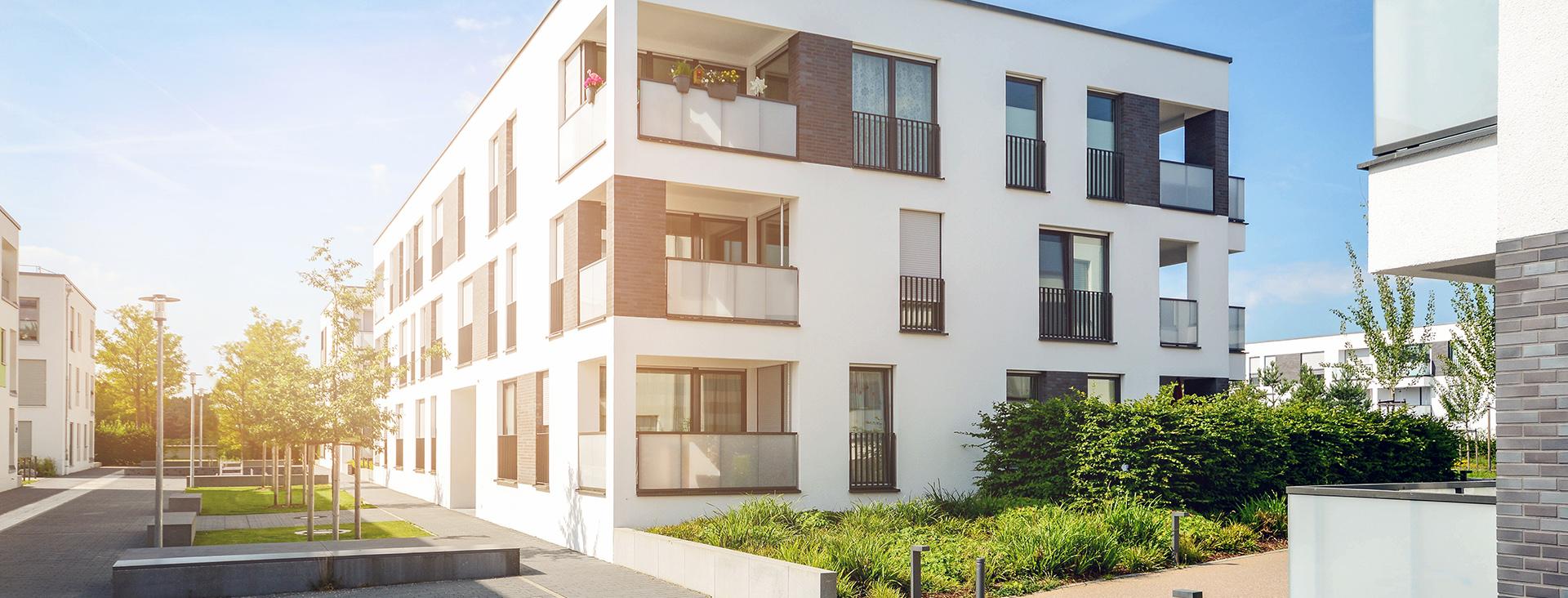 Slide 2 - Bloki mieszkalne